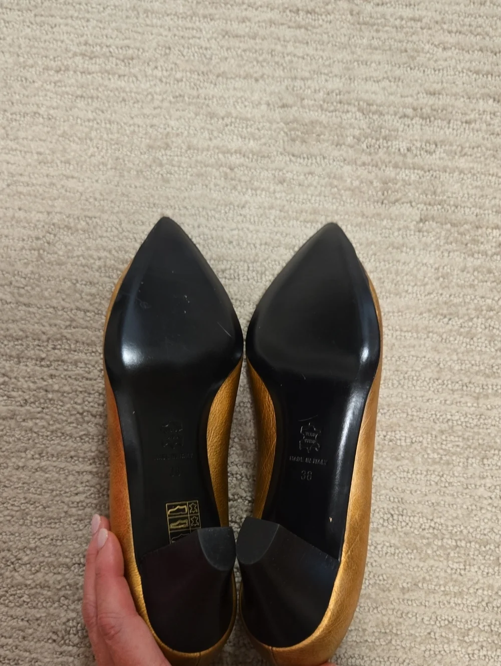 NWOT BOTTEGA by Bottega Veneta Metallic Mid-Heel Pumps-Bronze